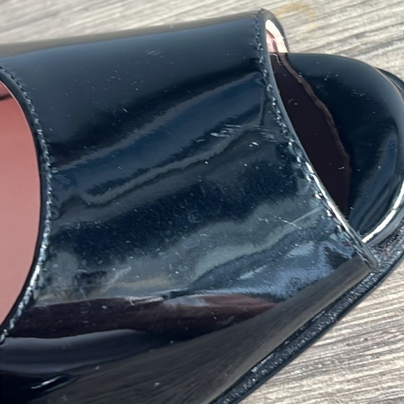 Taryn Rose Black Patent Leather Peep Toe Heels - Pumps GUC - Size 9 - Fierce - Picture 11 of 12